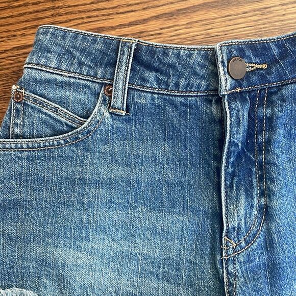 Volcom Stoney Stretch Denim Jean Shorts Medium Wash Size 25 Short Frayed Cute - Picture 10 of 11